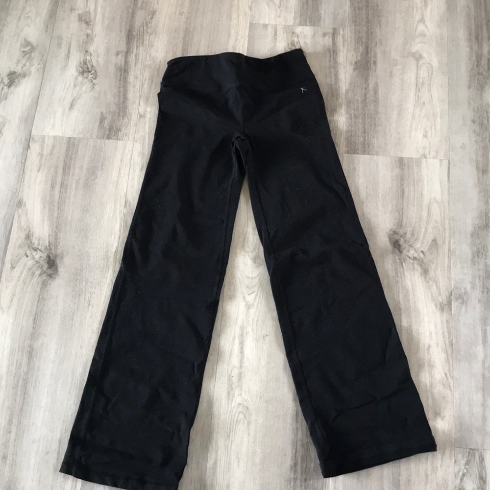 Danskin workout pants! Short because they are yoga style.